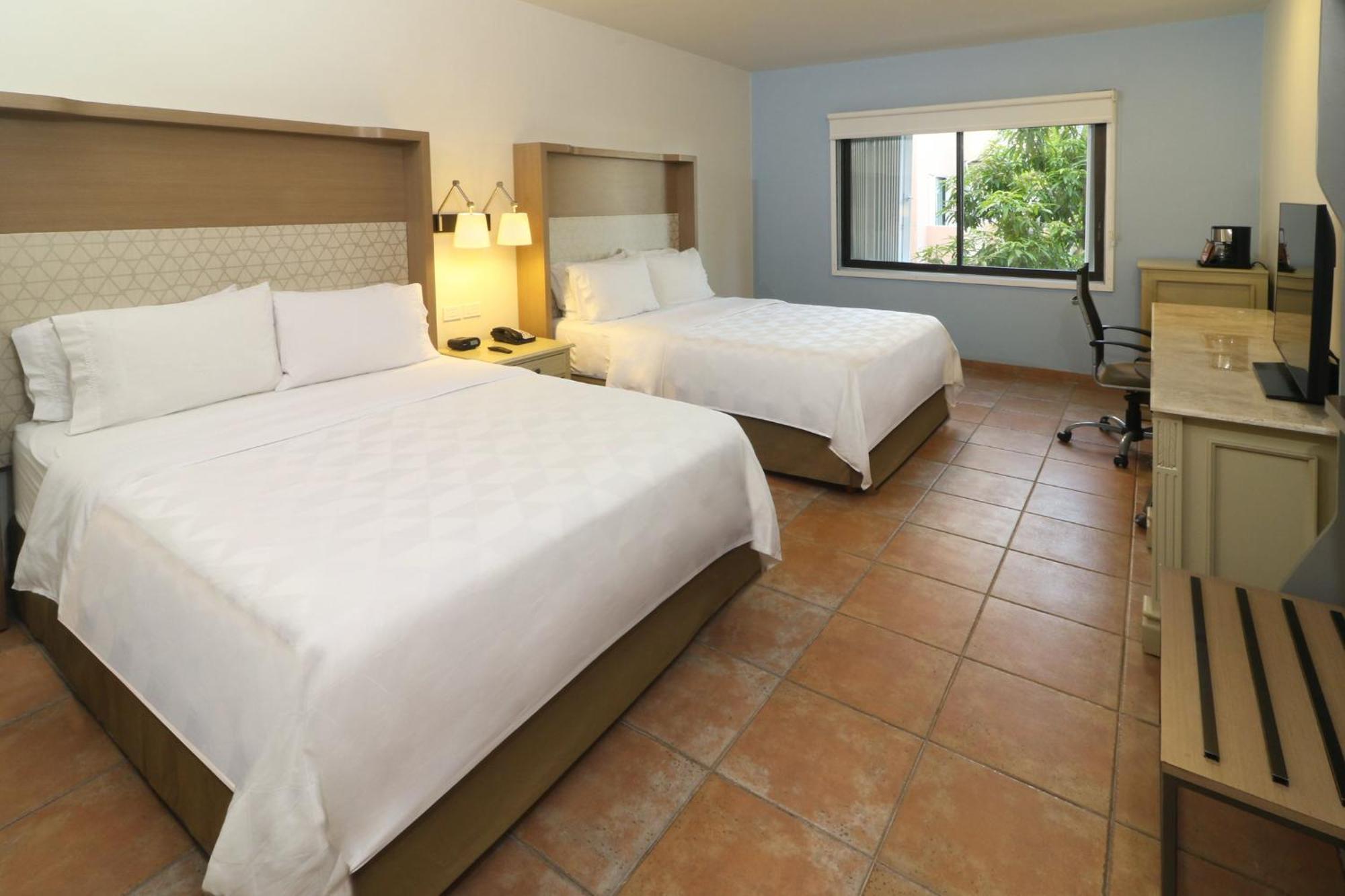 Holiday Inn Ciudad Del Carmen, an IHG Hotel Exterior foto
