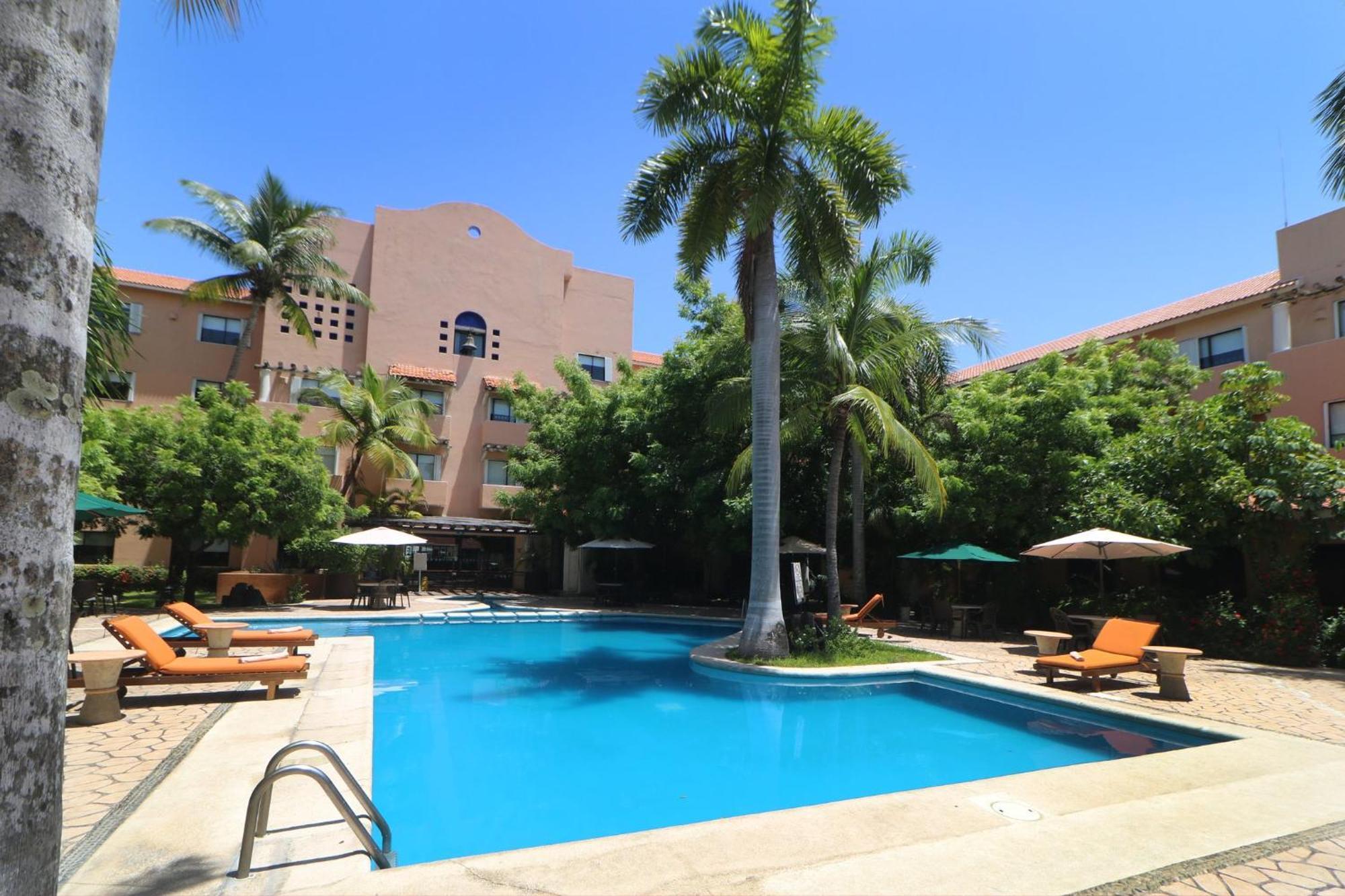 Holiday Inn Ciudad Del Carmen, an IHG Hotel Exterior foto